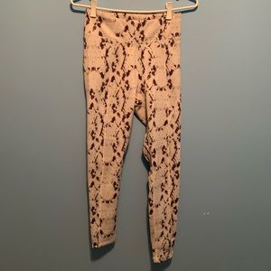 AURUM High Waist Leggings Size S/Petit